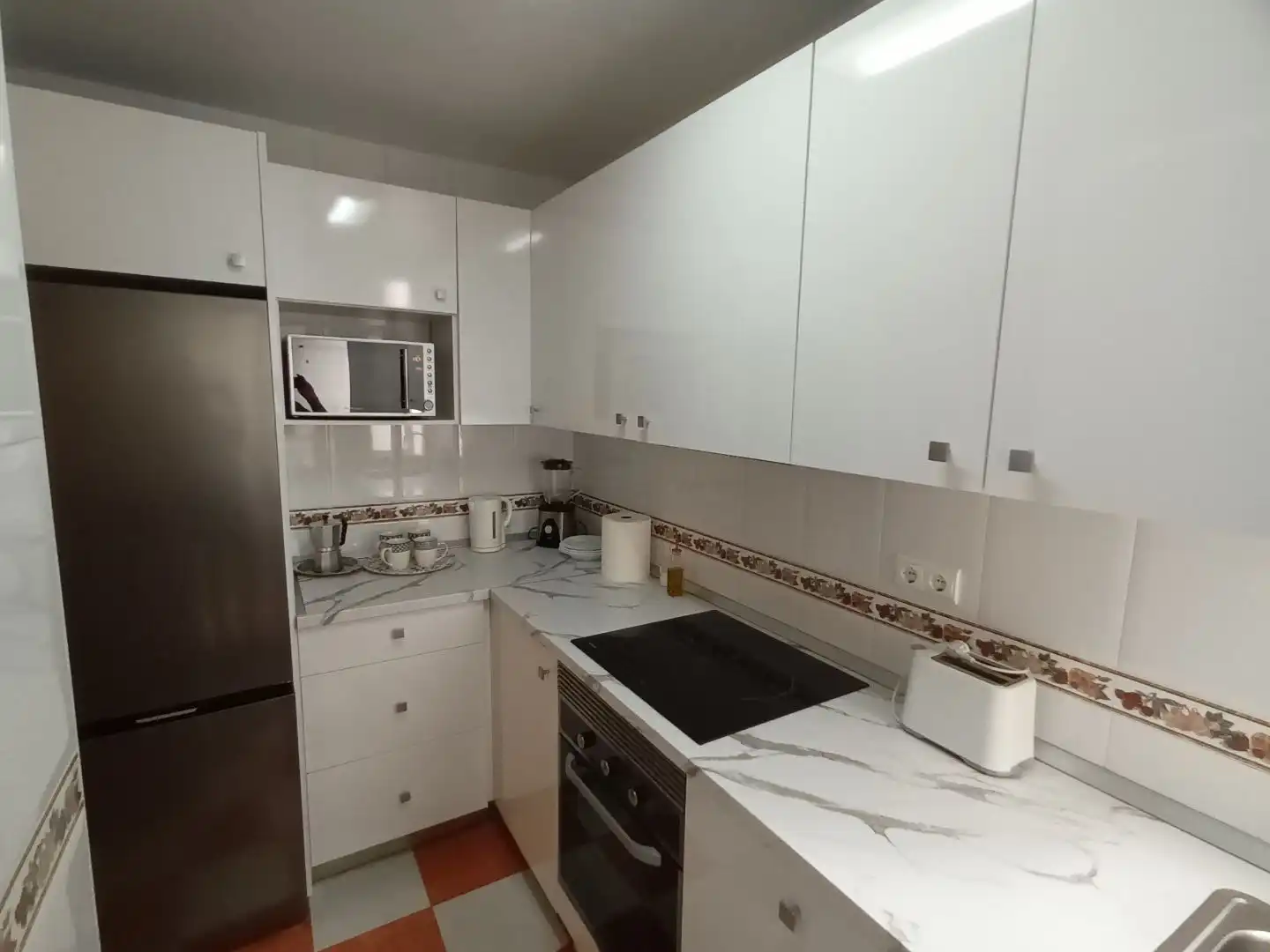 Piso en venta en Calle Ángel Ganivet, 14, Ciudad Jardín - Zoco
