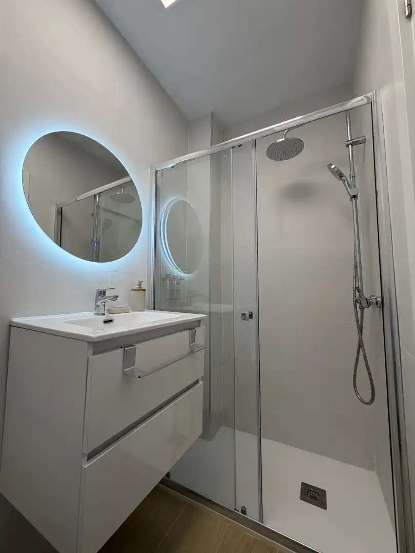 Bathroom of Flat for sale in Punta Umbría  with Air Conditioner, Heating and Parquet flooring