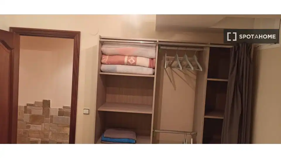 Dormitori de Apartament per a compartir en Zarautz amb Aire condicionat, Calefacció i Terrassa