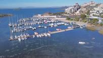 Aparcament de Planta baixa en venda en La Manga del Mar Menor amb Aire condicionat, Calefacció i Jardí privat