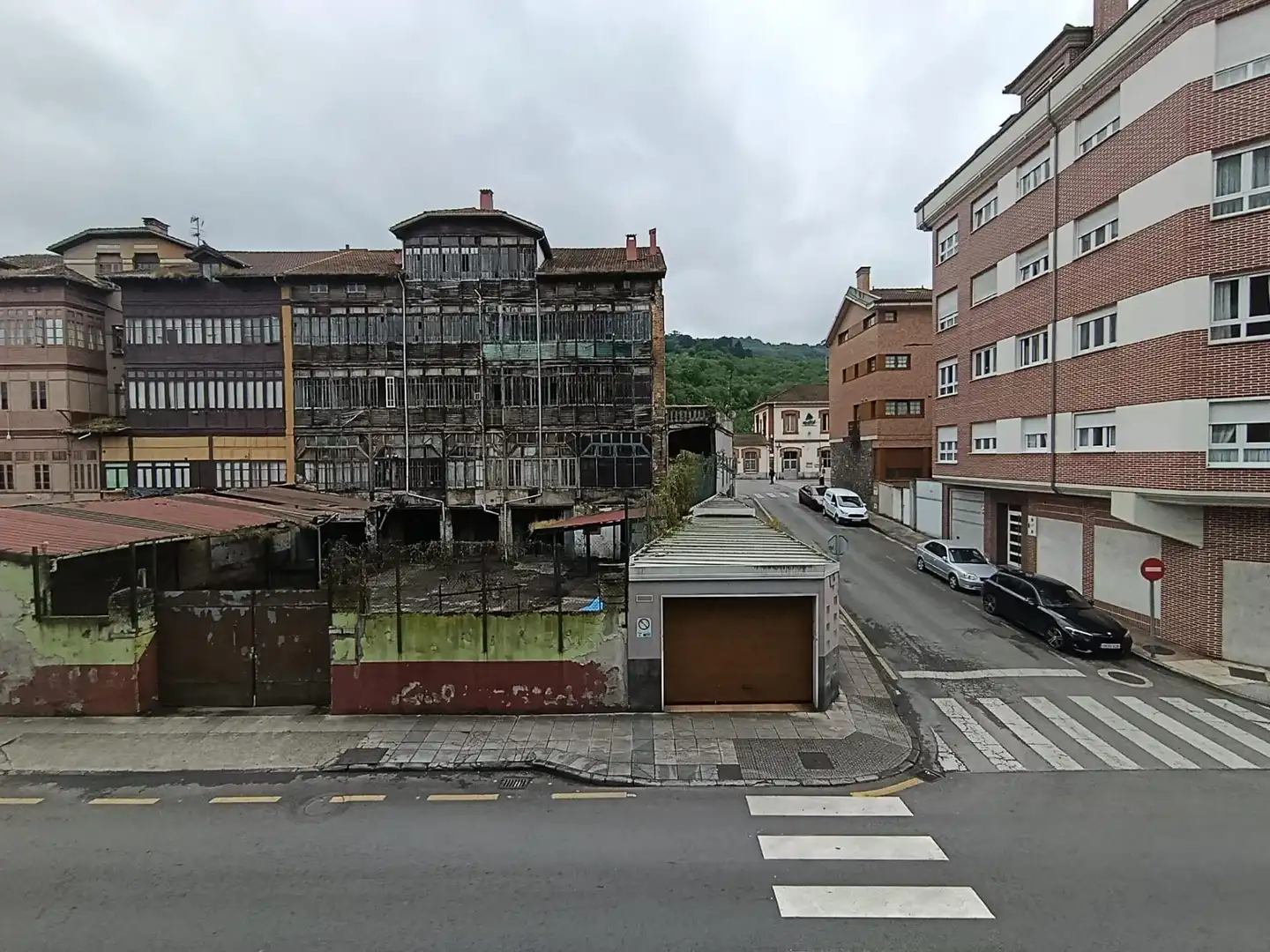 Außenansicht von Wohnung zum Verkauf in Langreo mit Heizung und Terrasse