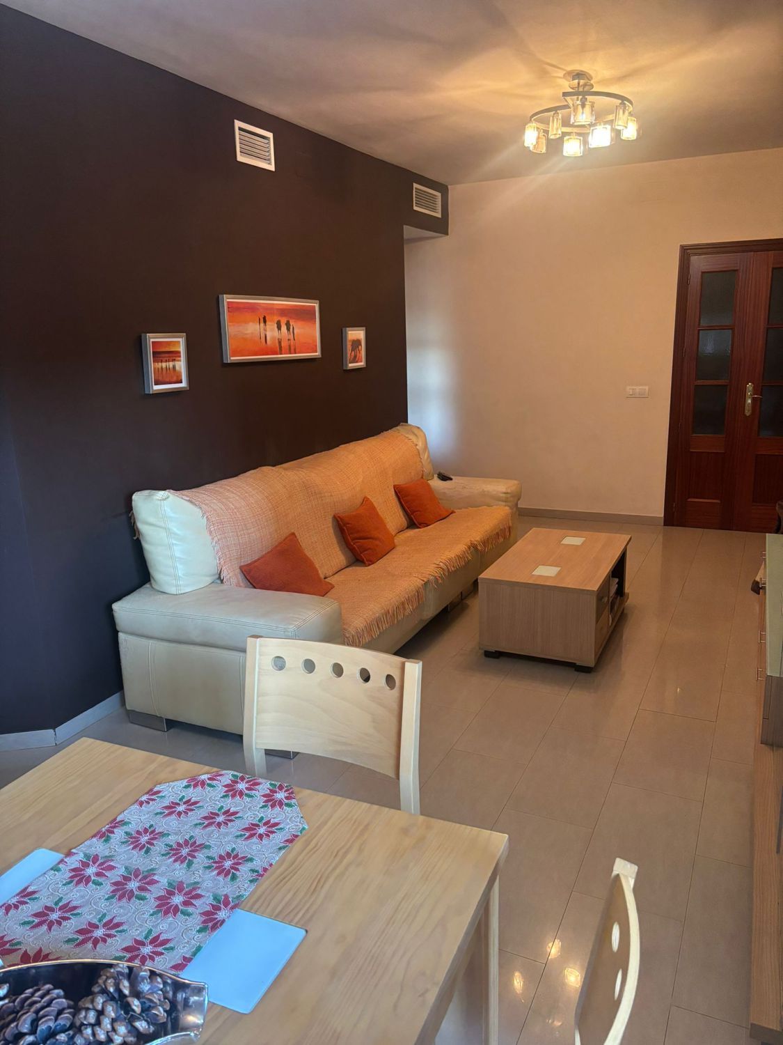 Sala de estar de Piso en venta en Alcalá de Guadaira con Aire acondicionado y Balcón