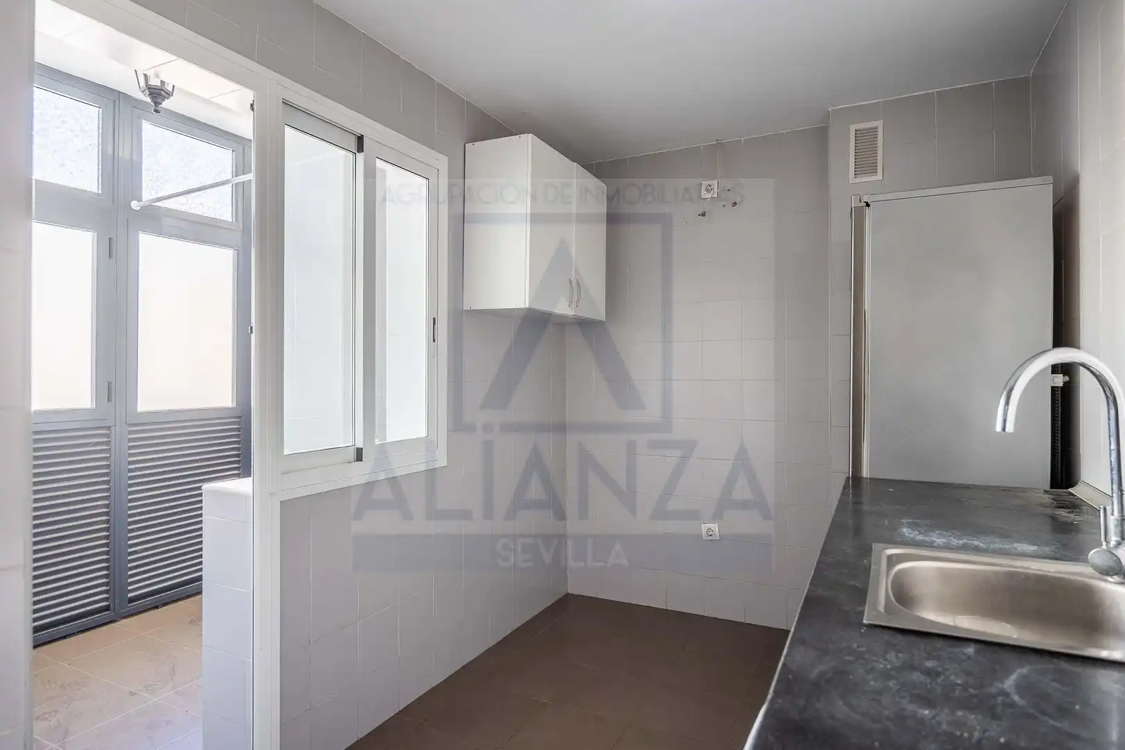 Cocina de Piso en venta en Camas con Aire acondicionado, Calefacción y Trastero