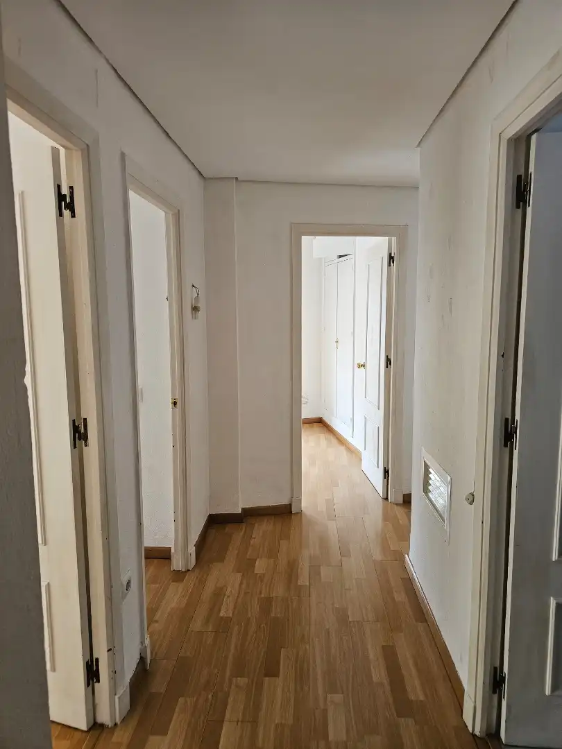 Flat for sale in Sevilla  with Air Conditioner, Heating and Storage room