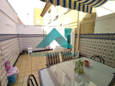 Adosado con balcón en venta en Centro