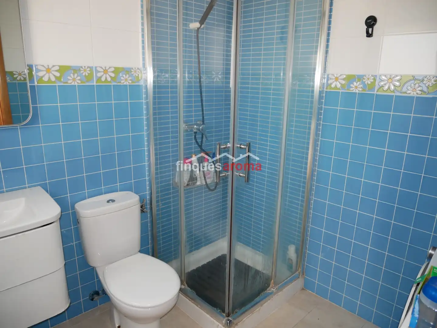 Baño de Casa adosada en venta en Pira con Aire acondicionado, Calefacción y Terraza