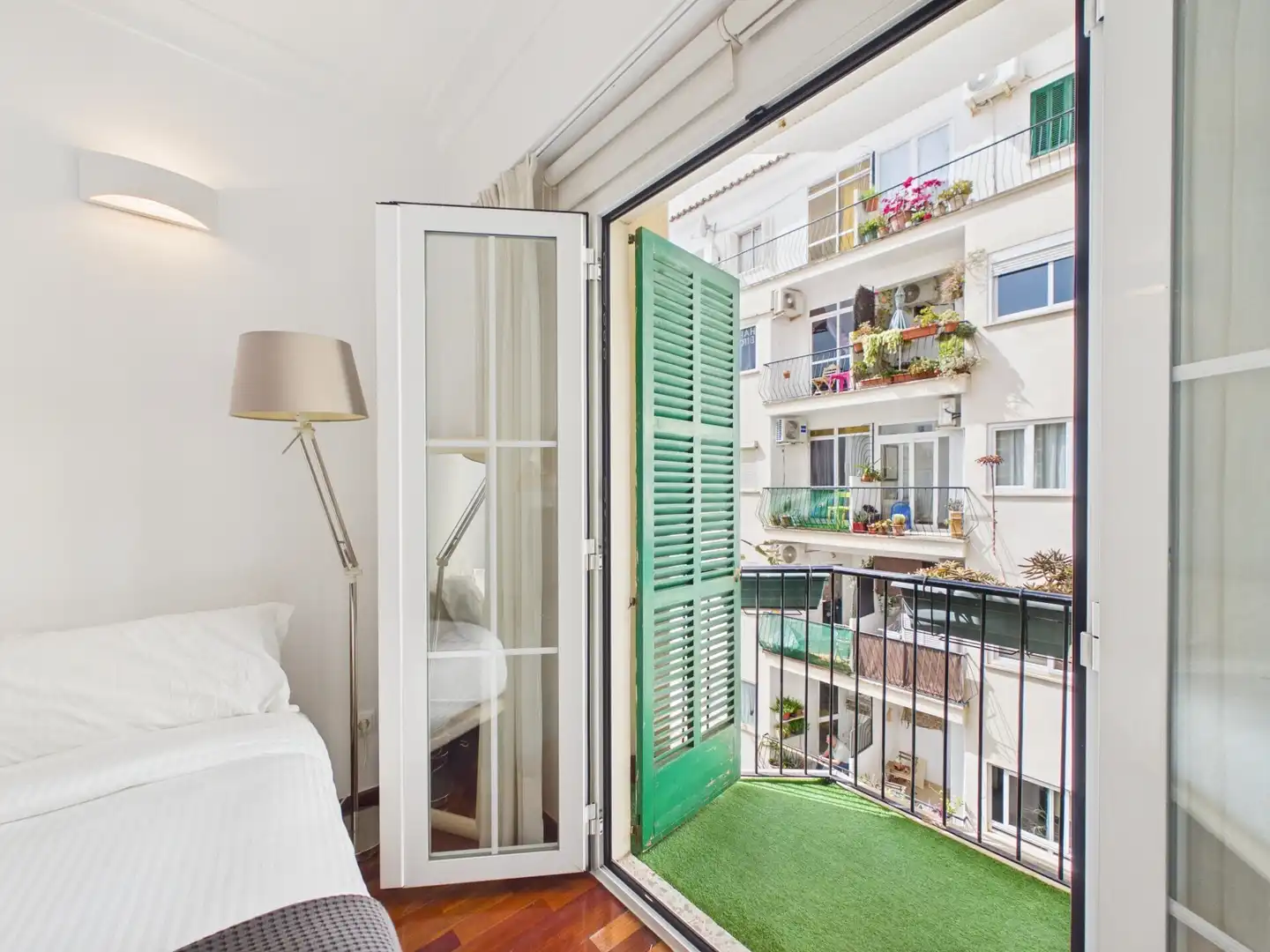 Terrassa de Apartament de lloguer en  Palma de Mallorca amb Aire condicionat, Moblat i Balcó