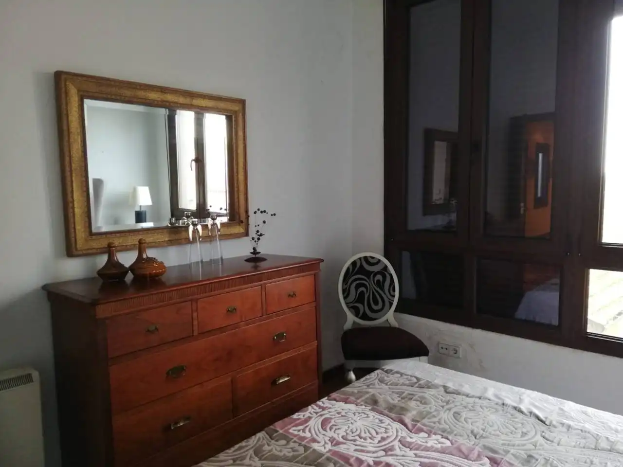 Habitación de Piso de alquiler en Vilagarcía de Arousa con Calefacción, Parquet y Amueblado