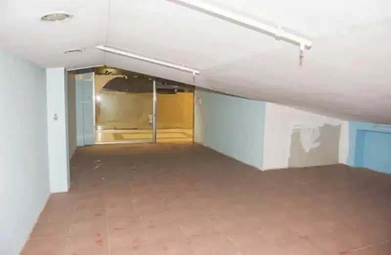 Local comercial en venta en Rúa Damas Apostólicas 17, imagen 7