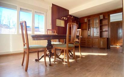 Dining room of Flat to rent in  Madrid Capital  with Air Conditioner, Heating and Parquet flooring