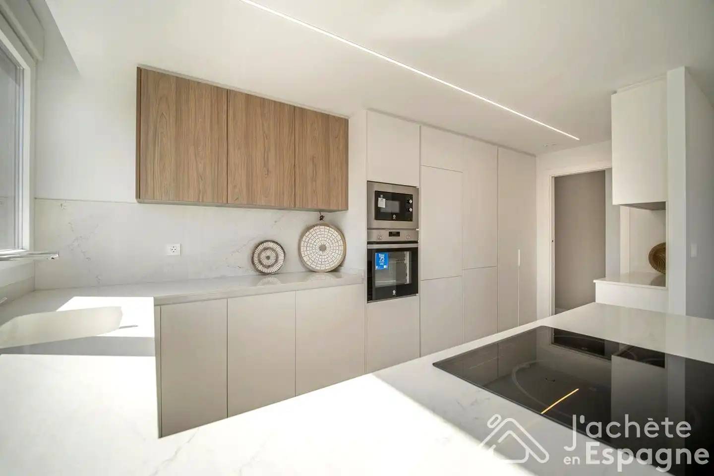 Appartamento con terrazza in vendita a Avinguda de l'Atlàntic, imagen 8