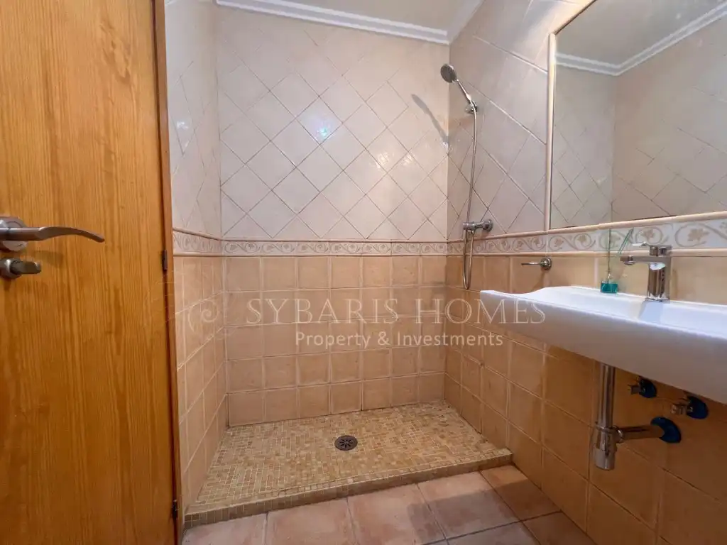 Bathroom of Detached homes for sale in Dénia