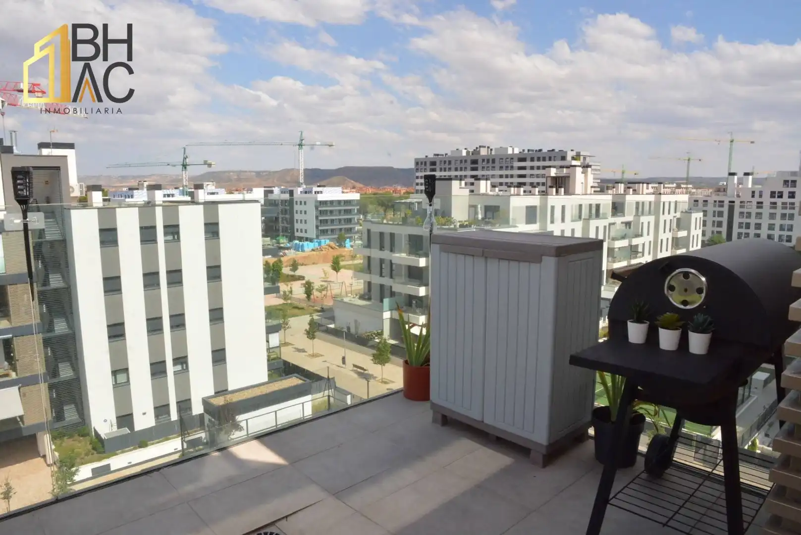 Terrasse von Dachboden zum Verkauf in Alcalá de Henares mit Klimaanlage, Heizung und Terrasse