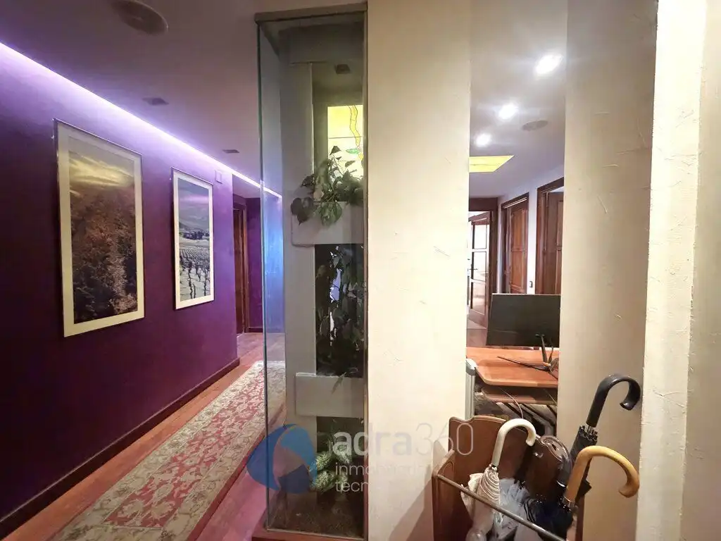 Appartamento con ascensore in vendita a Gran Vía, imagen 4