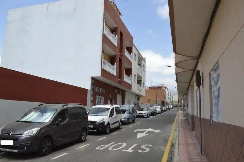 Vista exterior de Residencial en venta en Arona