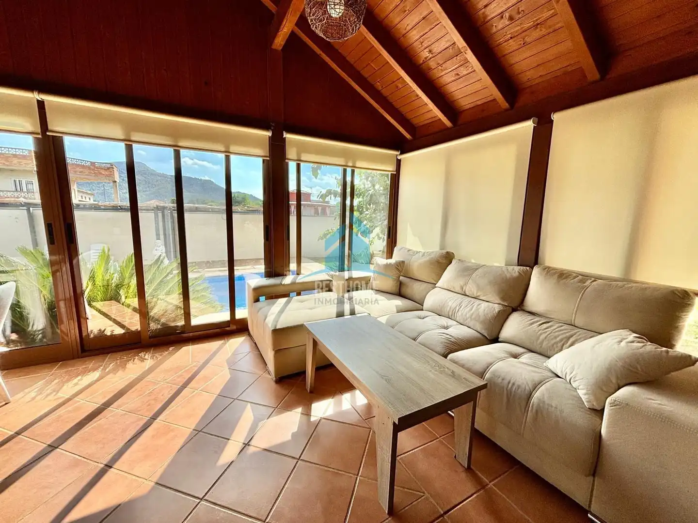 Sala d'estar de Casa o xalet en venda en Palma de Gandia amb Calefacció, Jardí privat i Terrassa