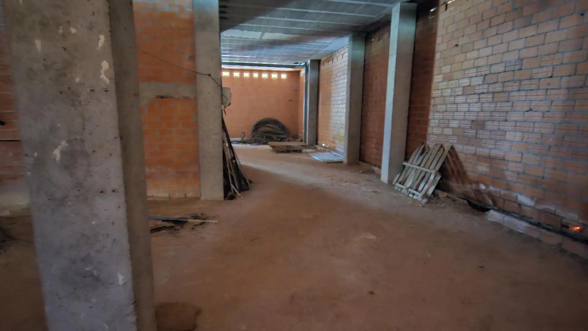 Office for sale in Brión