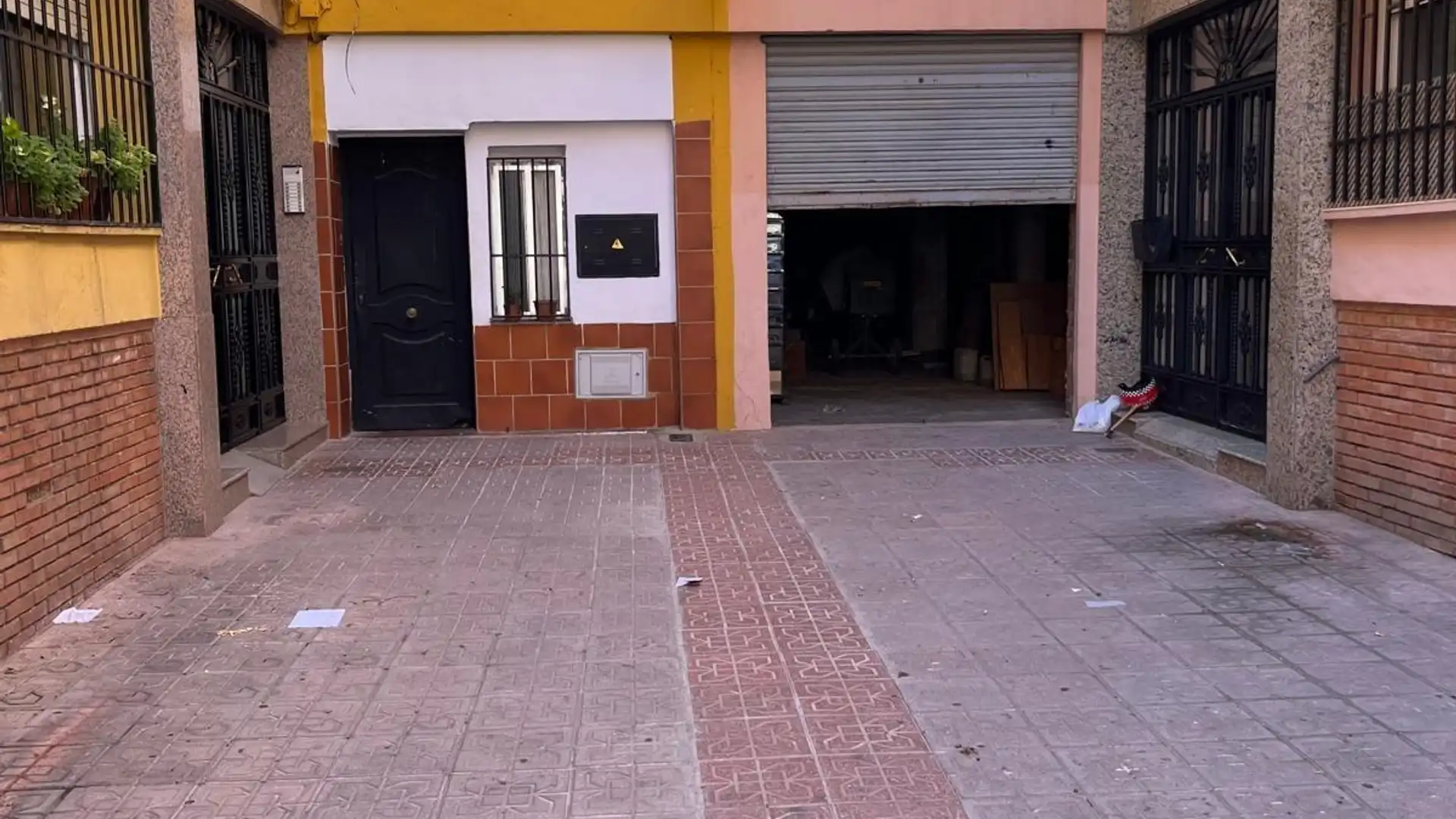 Vista exterior de Local de alquiler en  Córdoba Capital