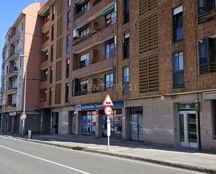 Vista exterior de Pis en venda en Bilbao 