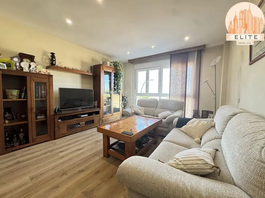 Sala de estar de Piso en venta en Madrid con Aire acondicionado, Calefacción y Trastero