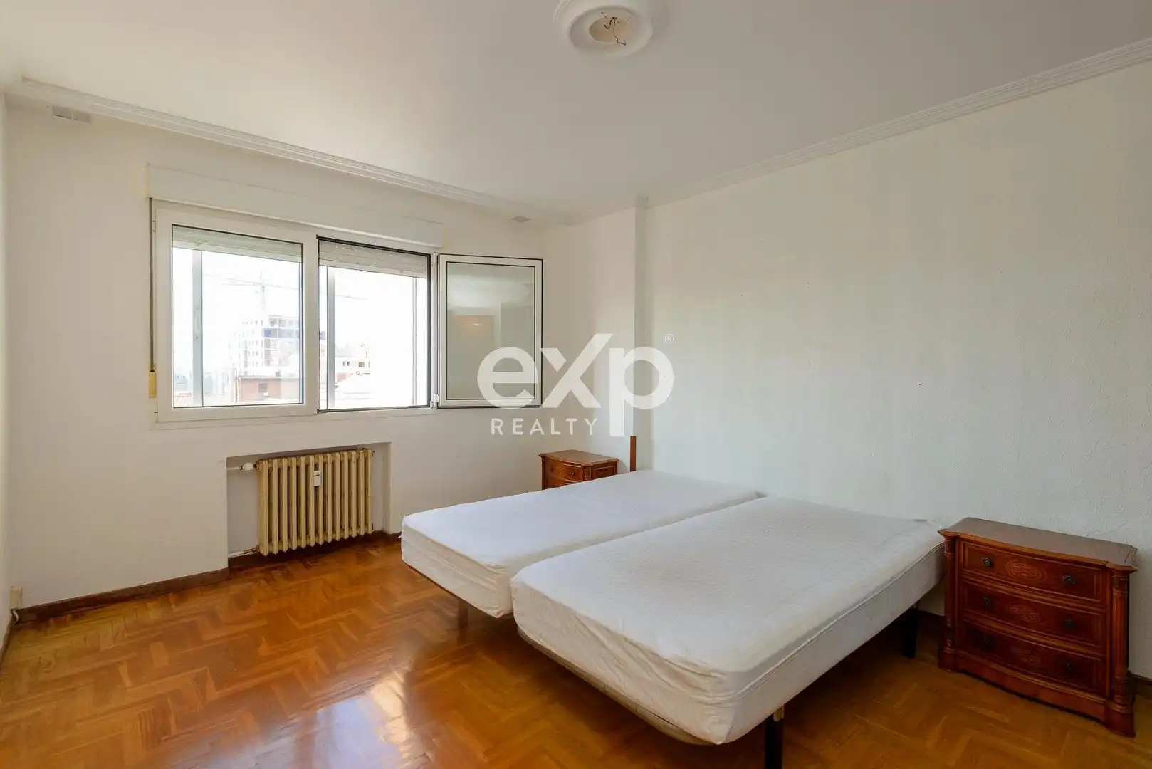 Habitación de Piso en venta en Gijón  con Calefacción y Amueblado