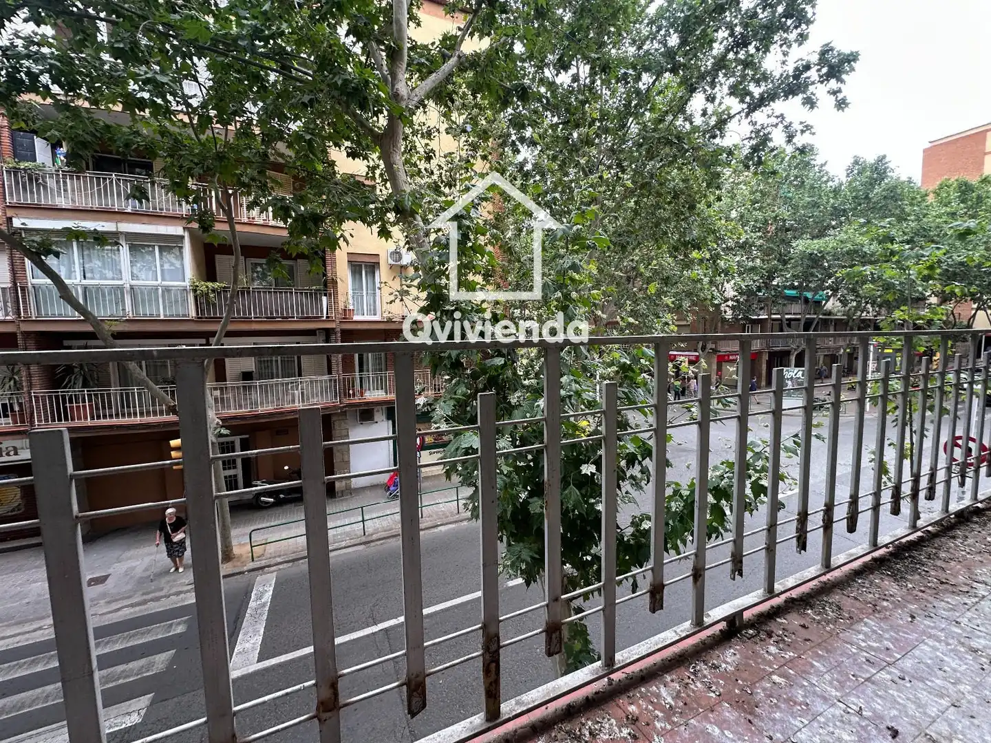 Außenansicht von Wohnung zum Verkauf in Creu Alta - Puiggener