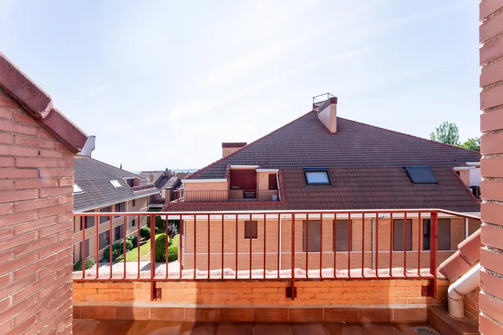 Terraza de Ático en venta en Las Rozas de Madrid con Aire acondicionado, Calefacción y Jardín privado