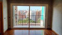 Bedroom of Flat for sale in L'Hospitalet de Llobregat  with Balcony