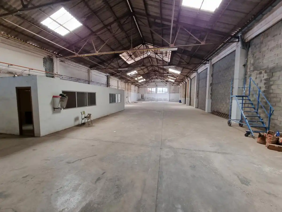 Nave industrielle à vendre à INGENIERO ECHEGARAY, imagen 4