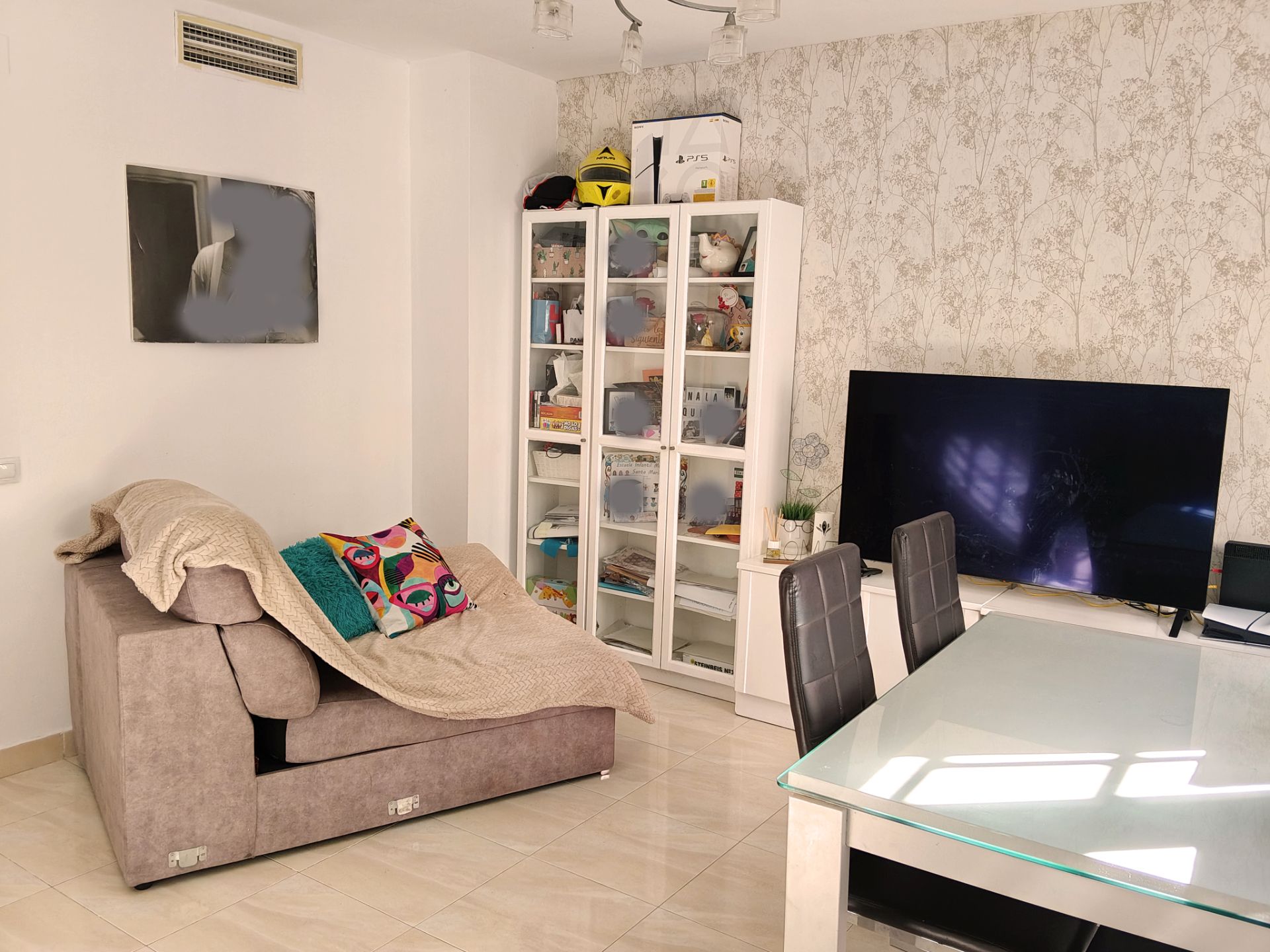 Living room of Flat for sale in Puerto Real  with Air Conditioner and Community pool