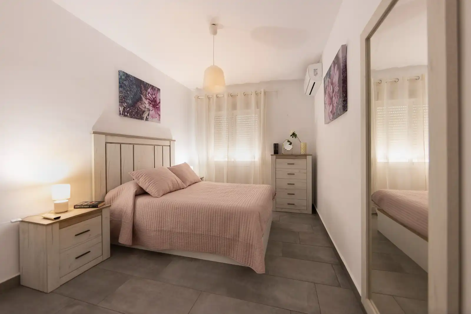 Dormitori de Apartament en venda en Almuñécar amb Aire condicionat, Terrassa i Moblat