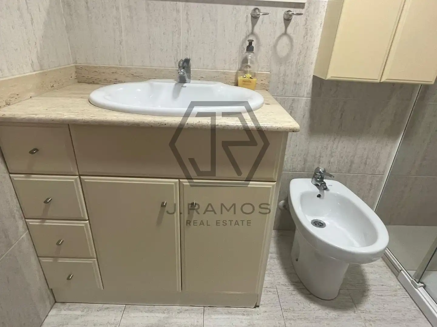Piso con piscina en venta en Torre del Mar, imagen 17