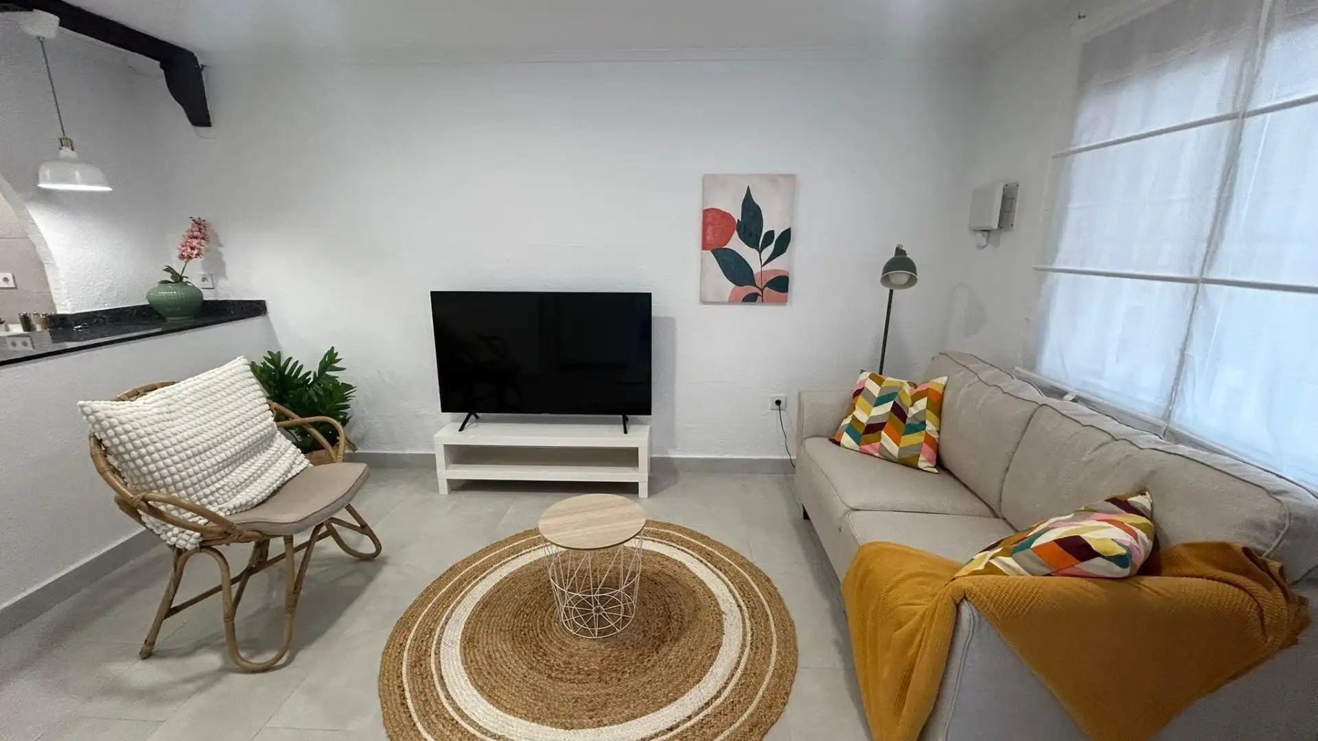 Sala d'estar de Casa o xalet en venda en Torrevieja amb Jardí privat i Moblat