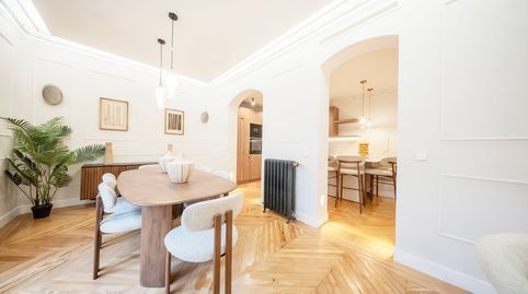 Photo 3 of Apartments for sale in Calle del Dr. Velasco, Jerónimos, Madrid Capital