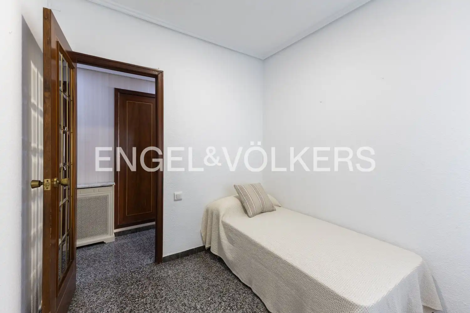 Piso en venta en Valencia con Aire acondicionado, Calefacción y Balcón