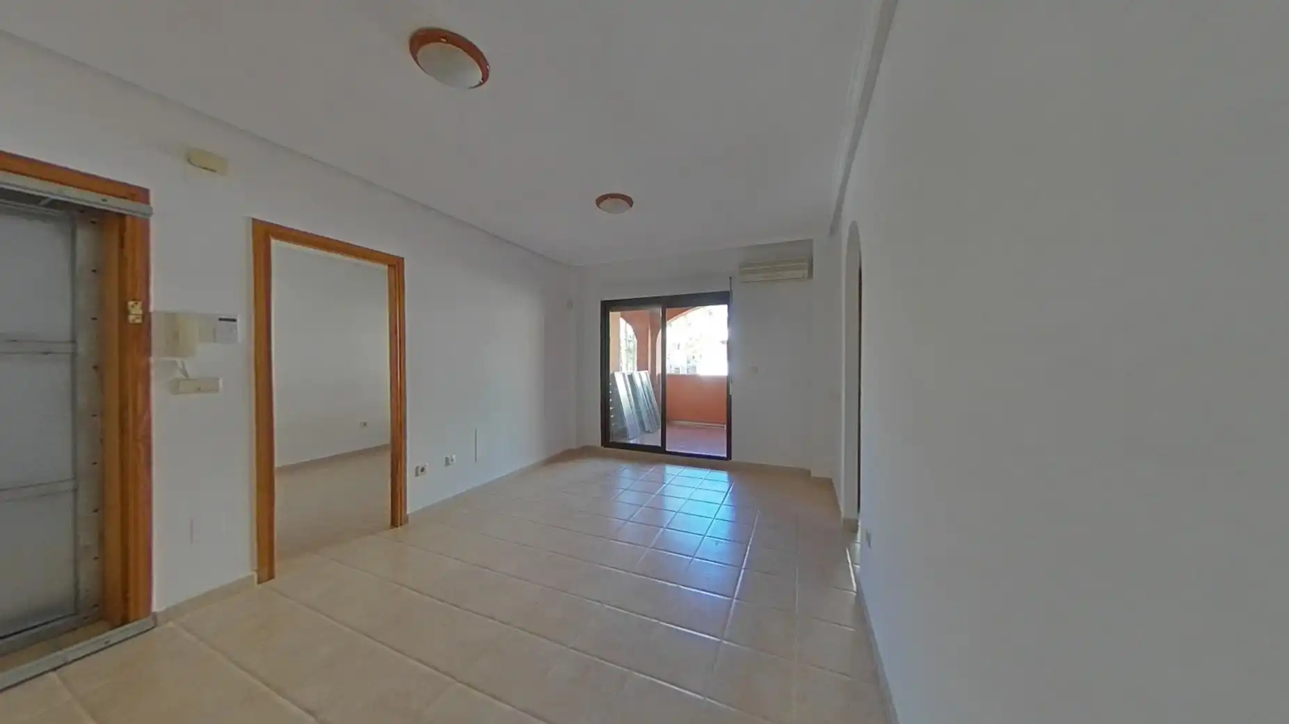 Piso en venta en Torrevieja con Piscina