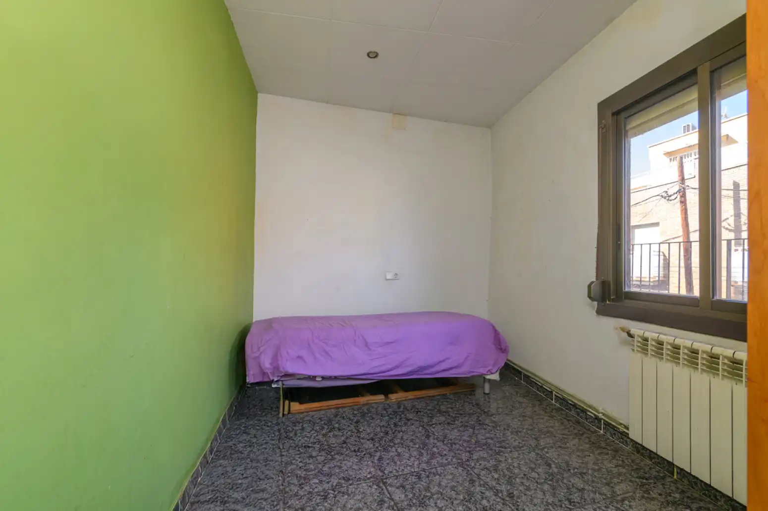 Dormitori de Casa adosada en venda en Sant Climent de Llobregat amb Terrassa i Balcó
