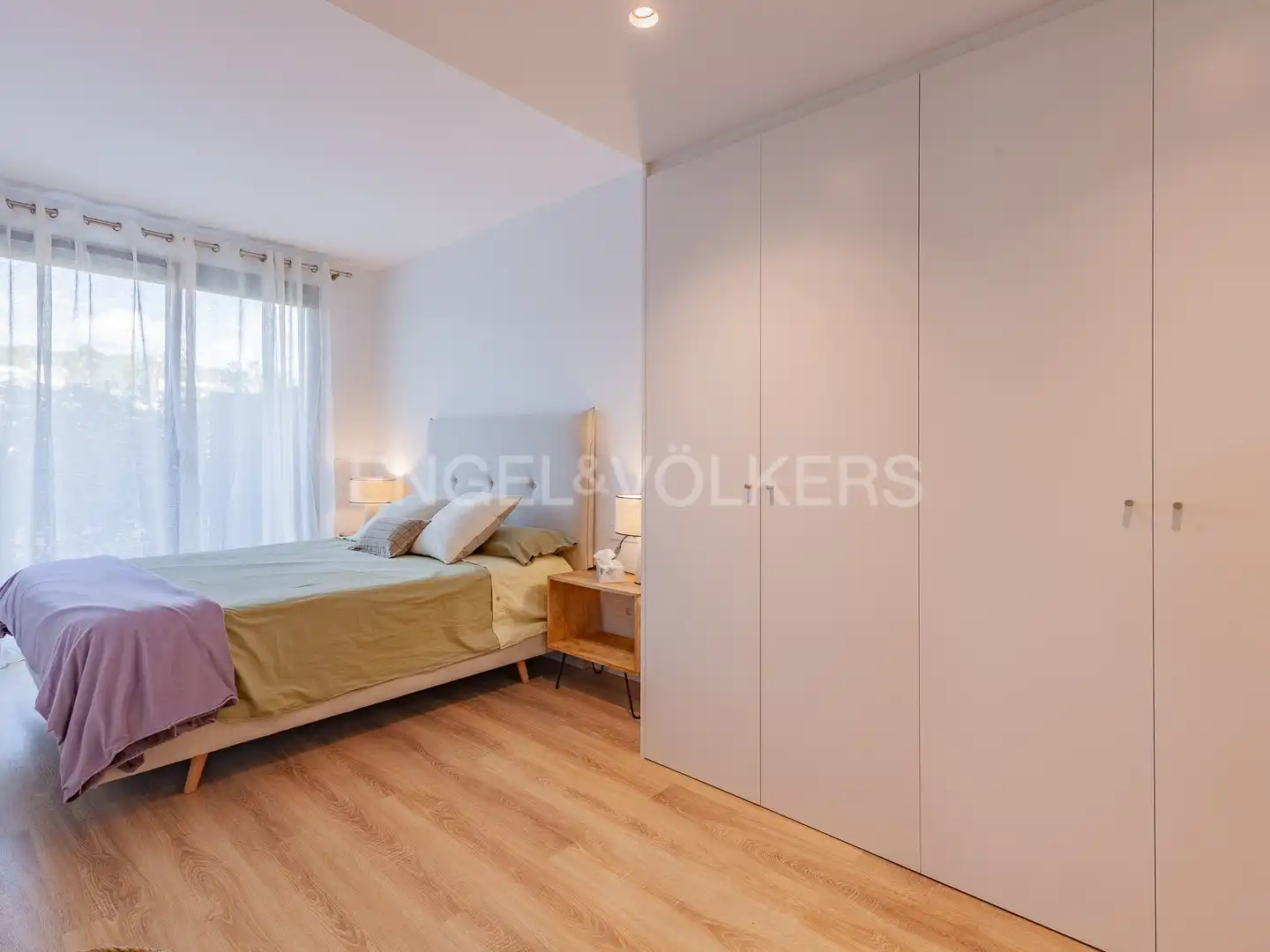 Schlafzimmer von Wohnungen zur Miete in Sitges mit Klimaanlage, Heizung und Privatgarten