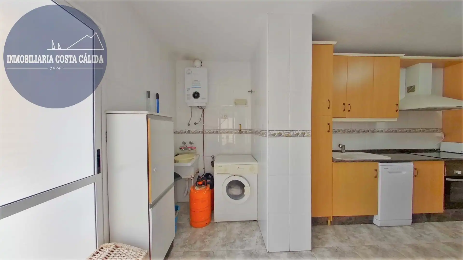 Cocina de Piso en venta en Águilas con Terraza, Horno y Balcón