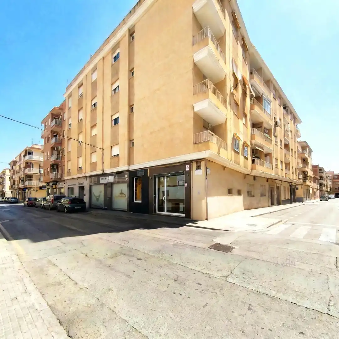 Local comercial en venta en Puerto de Sagunto