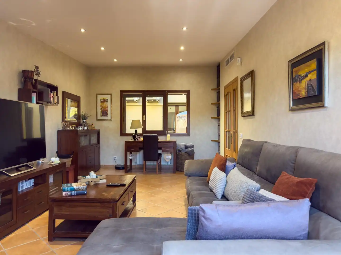 Sala de estar de Finca rústica en venta en Calonge i Sant Antoni con Calefacción y Jardín privado