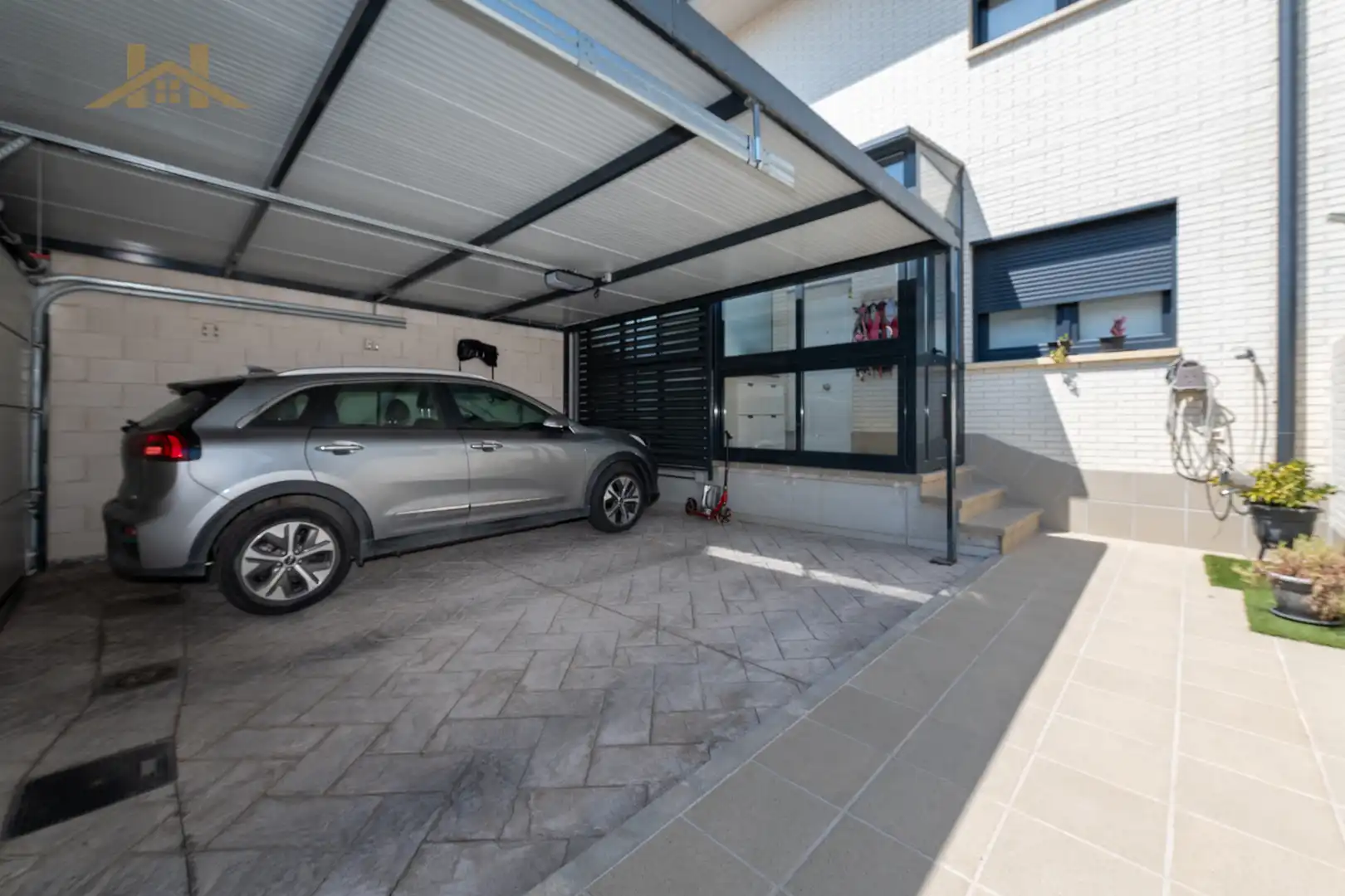 Parking de Casa o chalet en venta en Rivas-Vaciamadrid con Aire acondicionado, Calefacción y Jardín privado