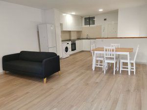 Duplex to rent in Avenida Primero de Mayo, 3, Triana