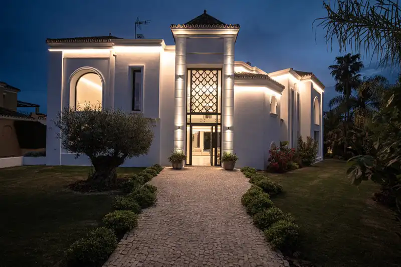 Chalet con terraza en venta en Nueva, imagen 28