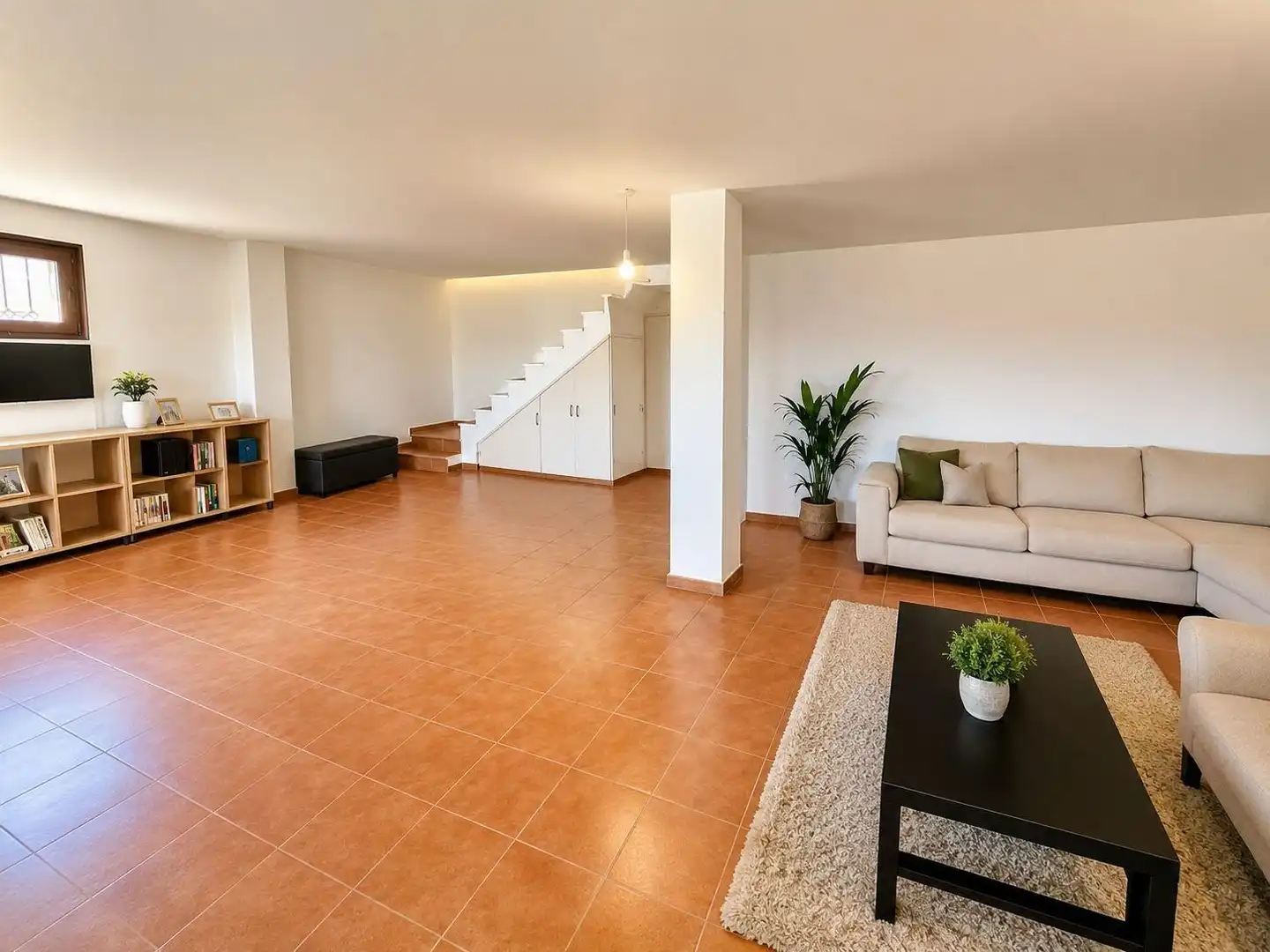 Wohnzimmer von Haus oder Chalet zum Verkauf in Benalmádena mit Klimaanlage, Heizung und Privatgarten