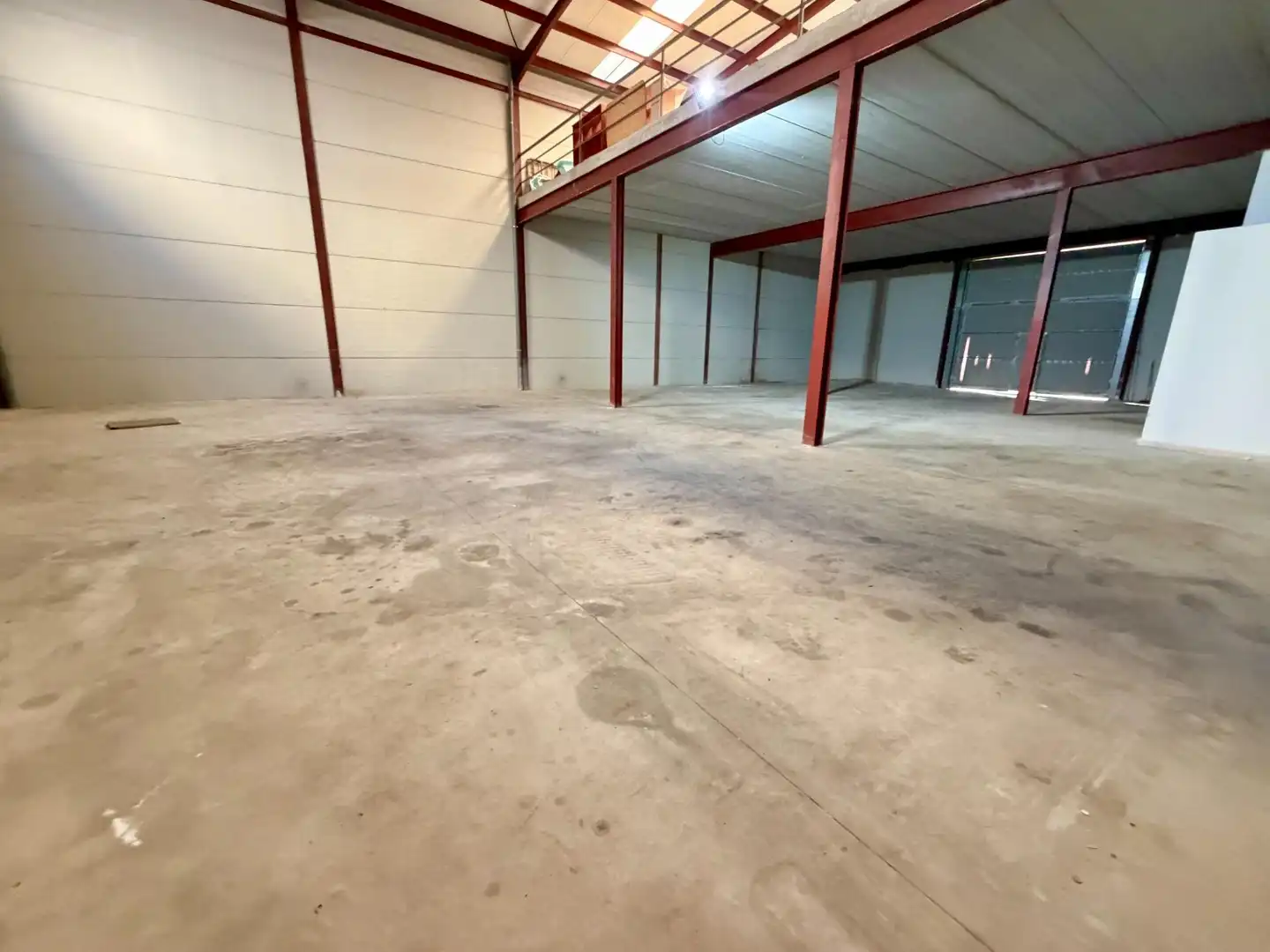 Industrial buildings for rent in Aspe
