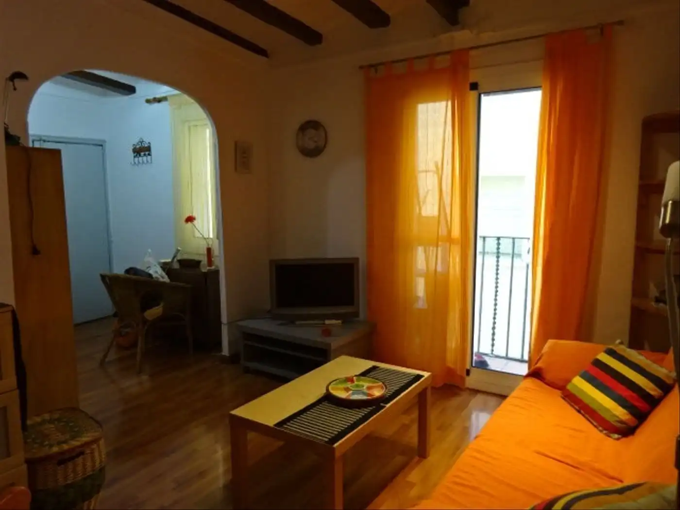 Sala de estar de Apartamento de alquiler en Barcelona con Aire acondicionado, Calefacción y Amueblado