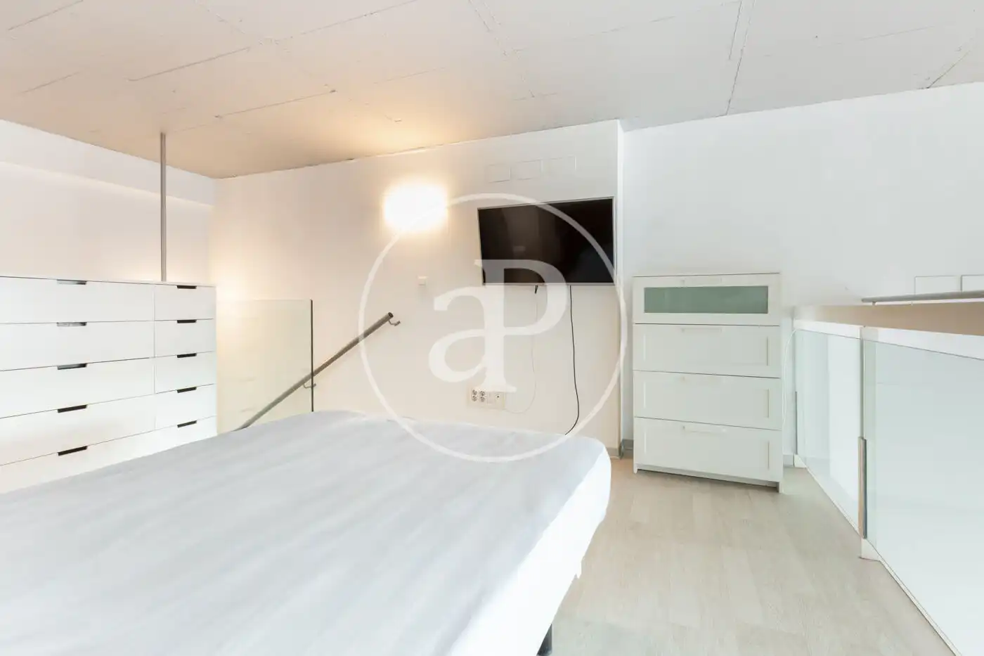 Bedroom of Flat for sale in Valencia  with Air Conditioner, Heating and Terrace