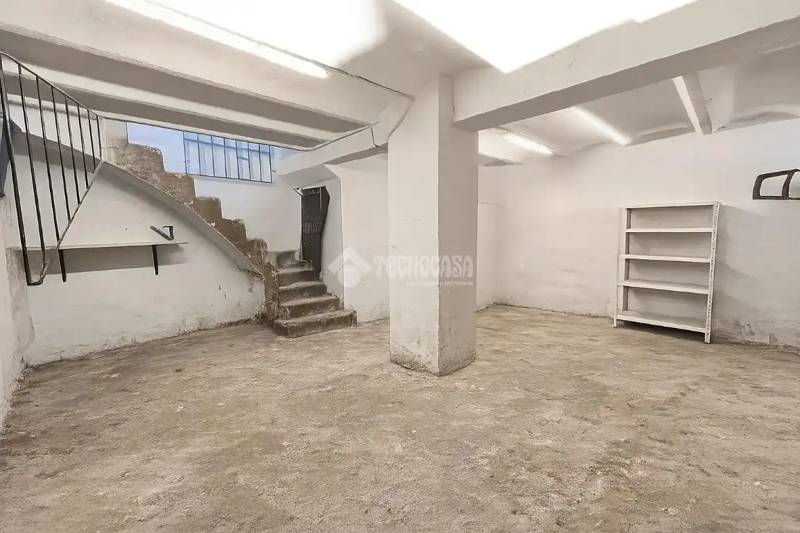 Local comercial en venda a Latina, imagen 9