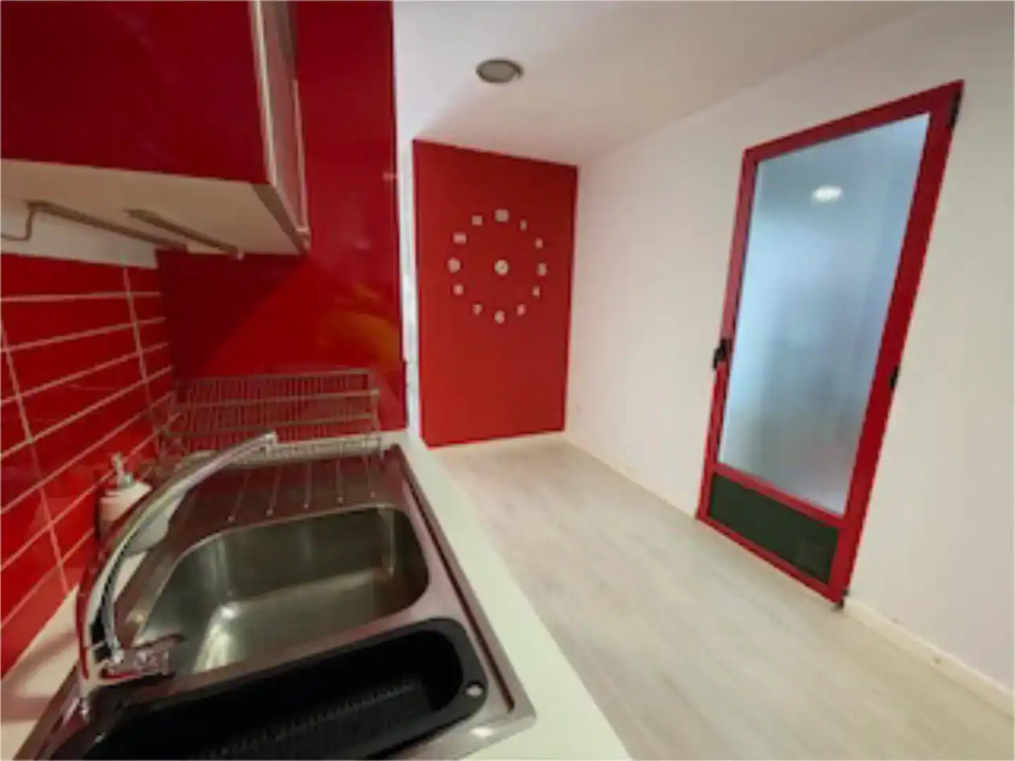 Cuina de Pis en venda en Pontecesures amb Parquet, Traster i Moblat
